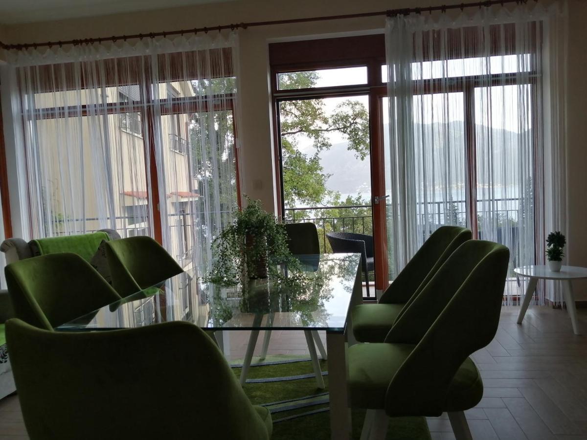 Apartments Villa Eden Котор Екстер'єр фото