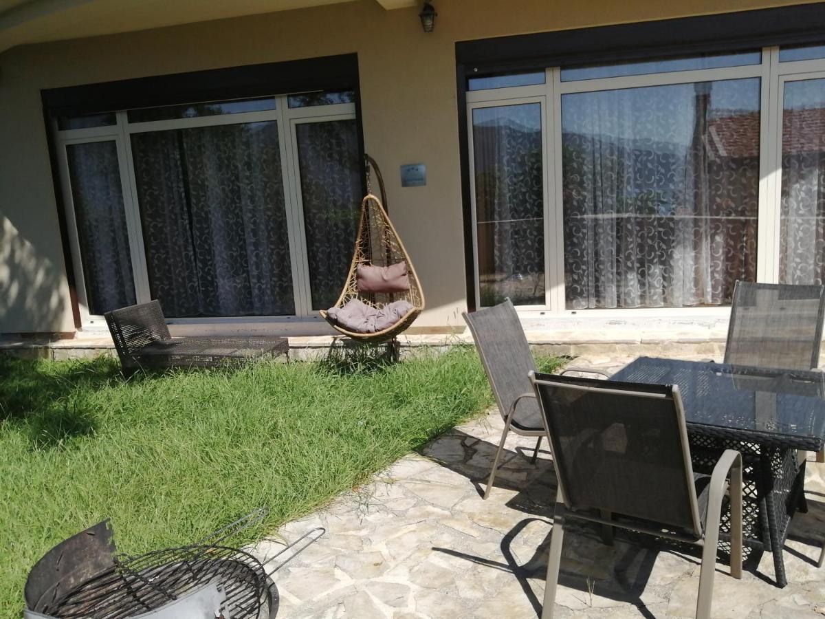 Apartments Villa Eden Котор Екстер'єр фото