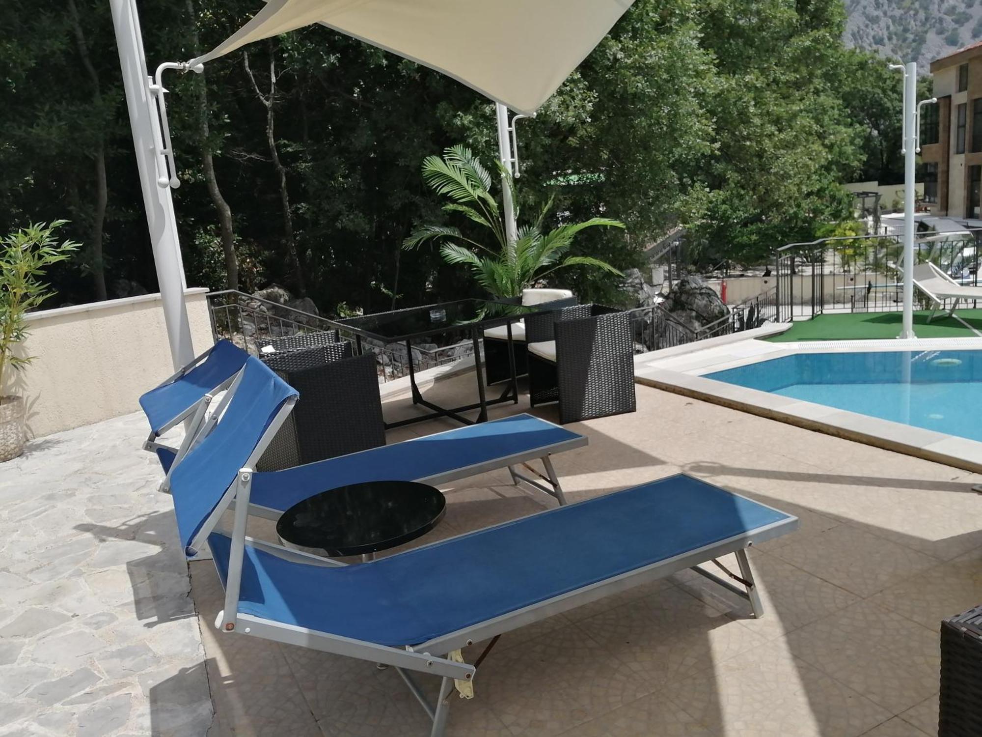 Apartments Villa Eden Котор Екстер'єр фото